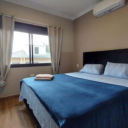 Апартаменты Casa De Huespedes Mariposa En Manantial Countryclub Hohenau Экстерьер фото