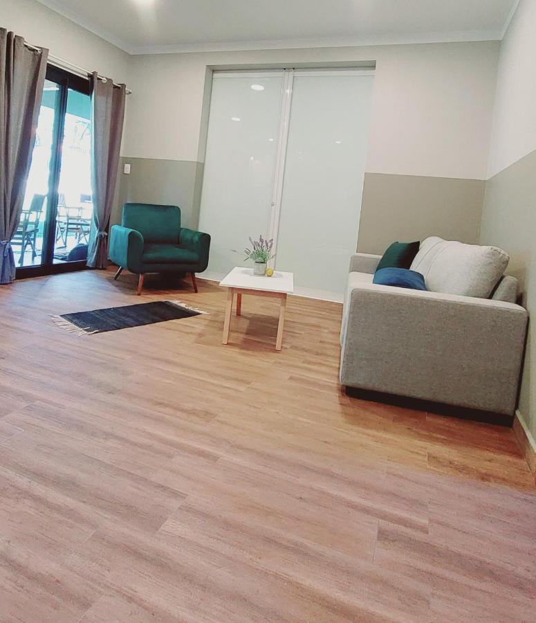 Апартаменты Casa De Huespedes Mariposa En Manantial Countryclub Hohenau Экстерьер фото